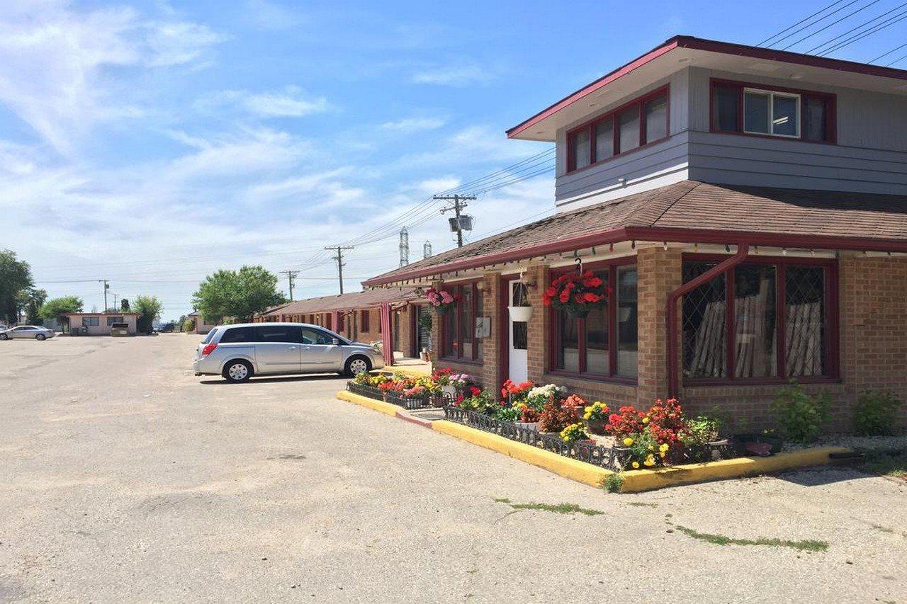 The Capri Motel Winnipeg Exteriör bild