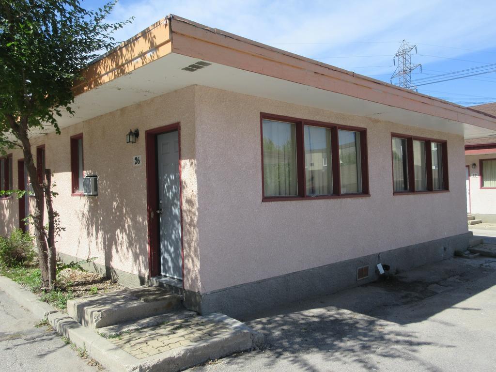 The Capri Motel Winnipeg Exteriör bild