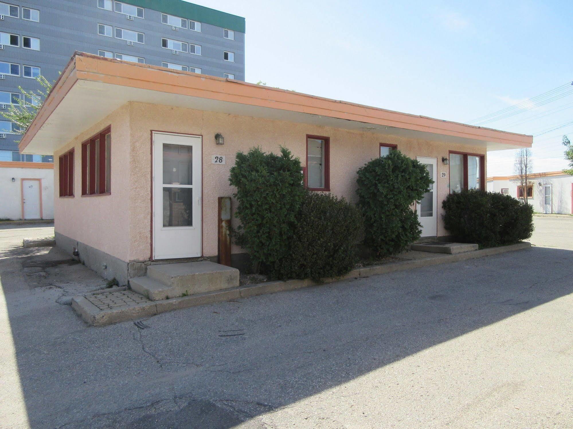 The Capri Motel Winnipeg Exteriör bild