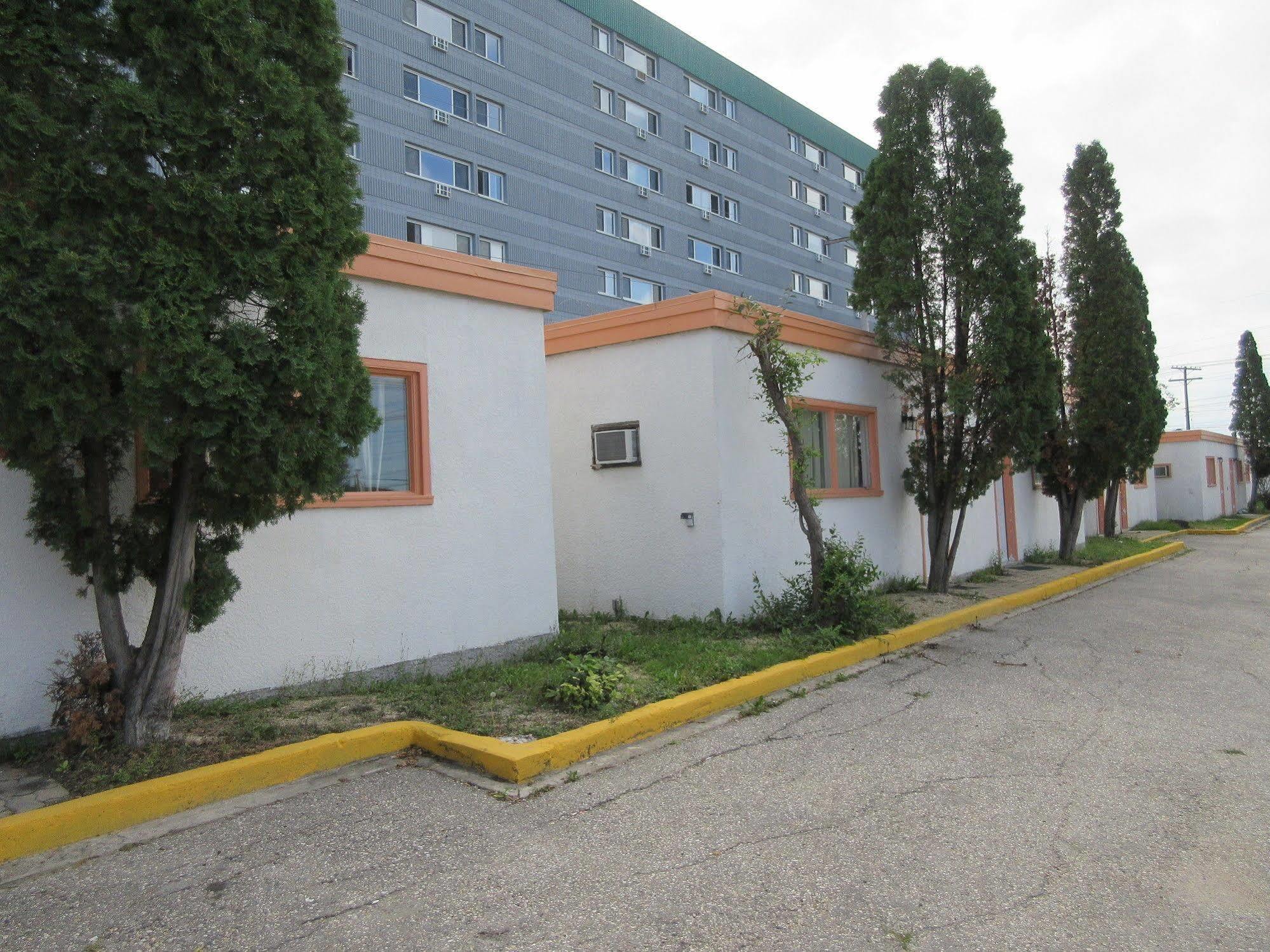 The Capri Motel Winnipeg Exteriör bild