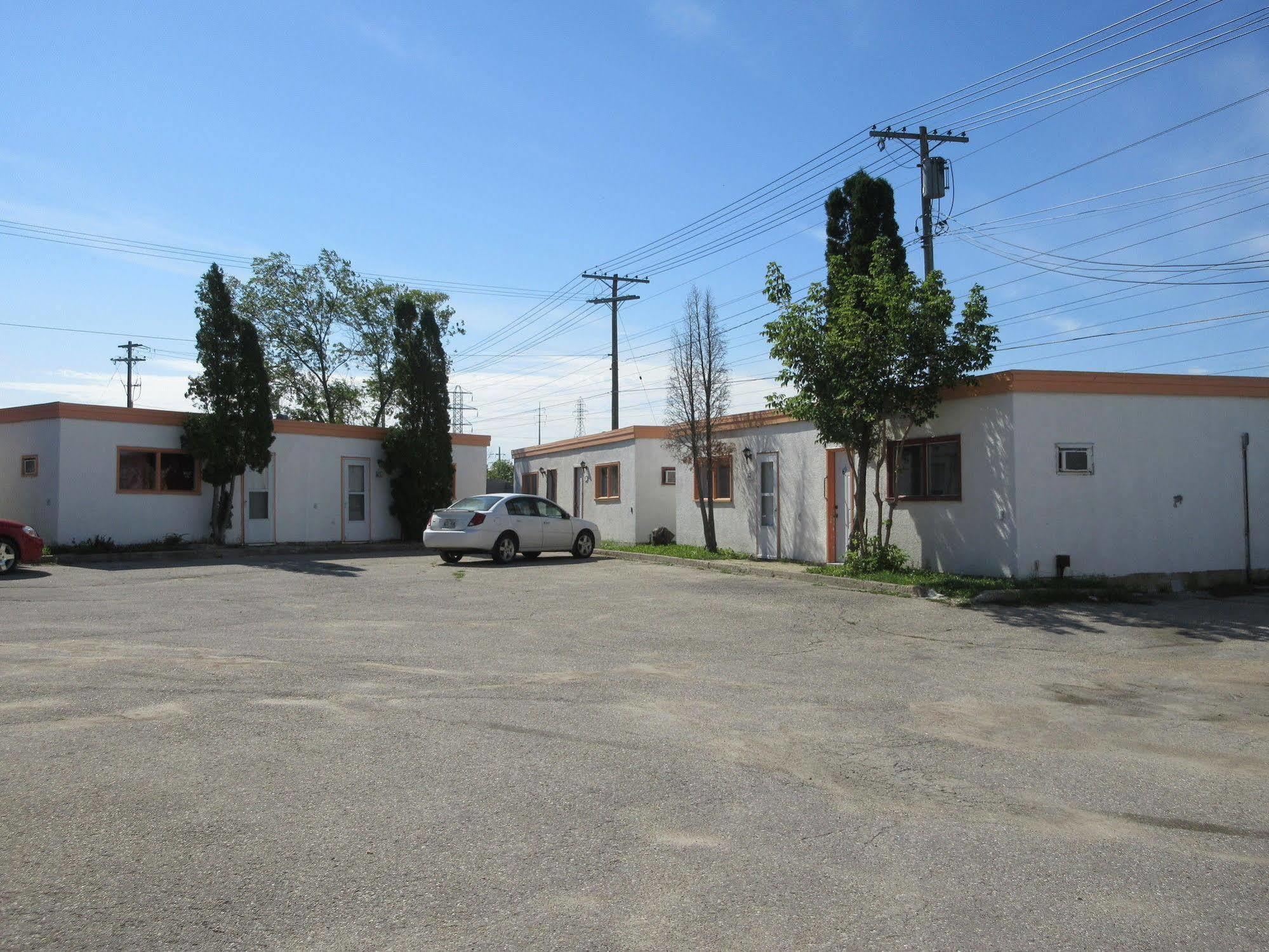 The Capri Motel Winnipeg Exteriör bild