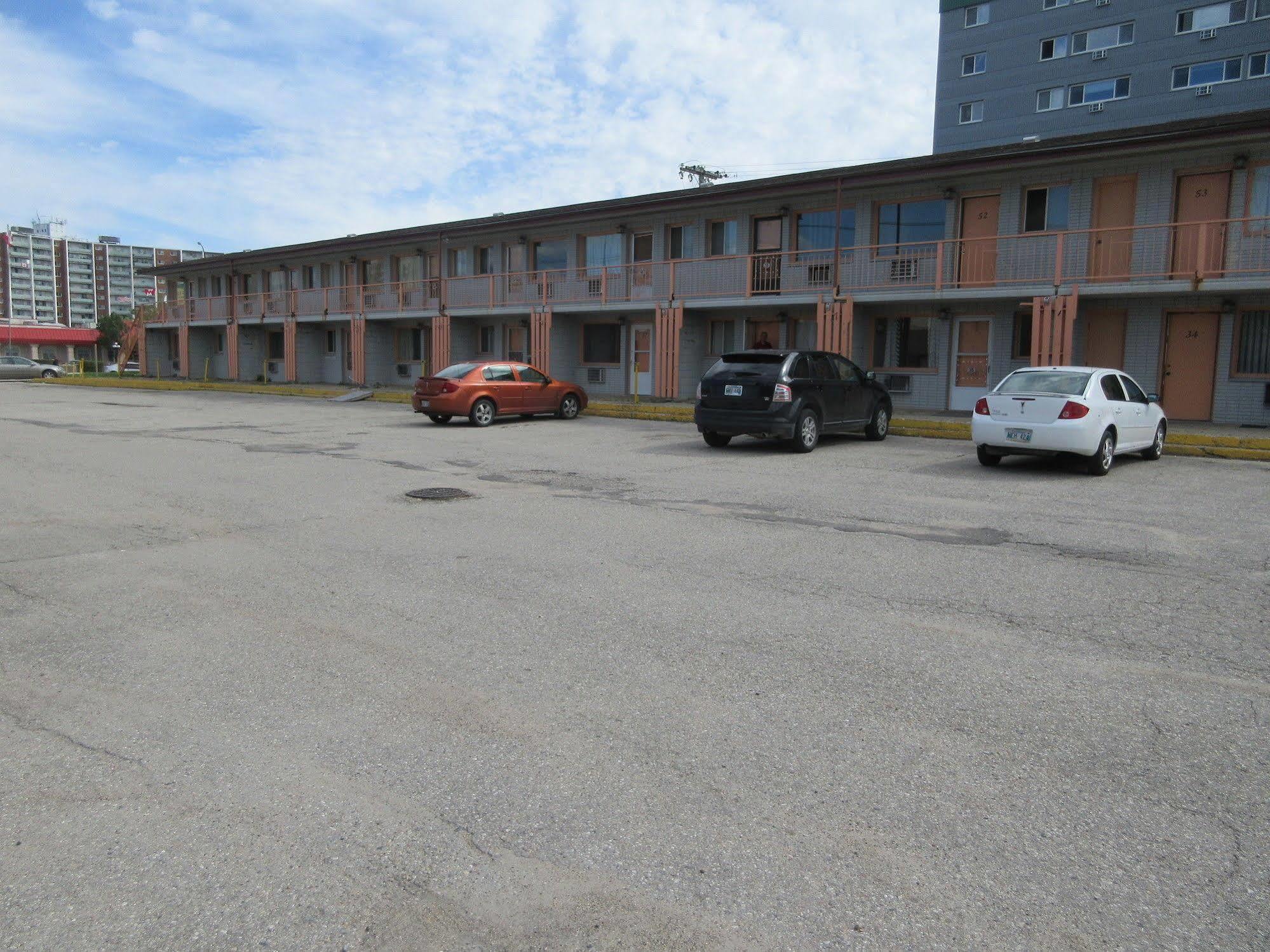 The Capri Motel Winnipeg Exteriör bild